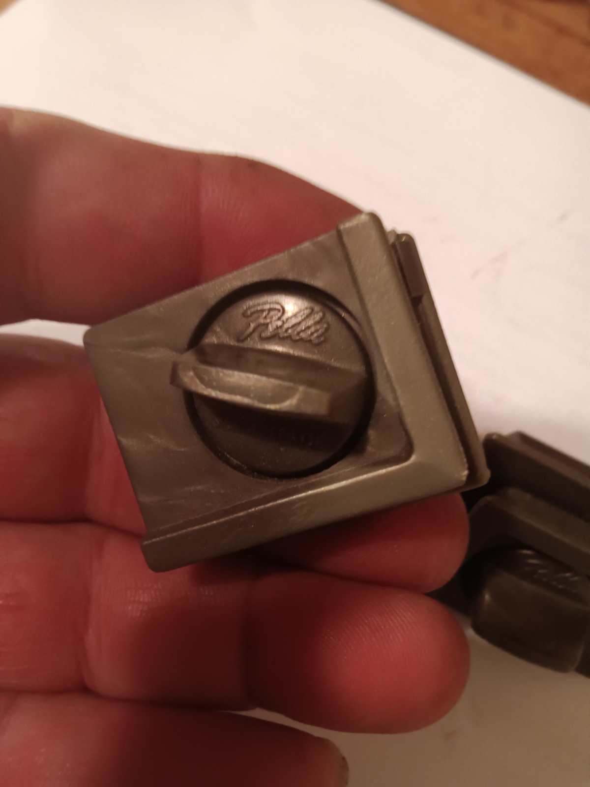 Vintage Pella Windows Slim Shade Plastic Control Knob