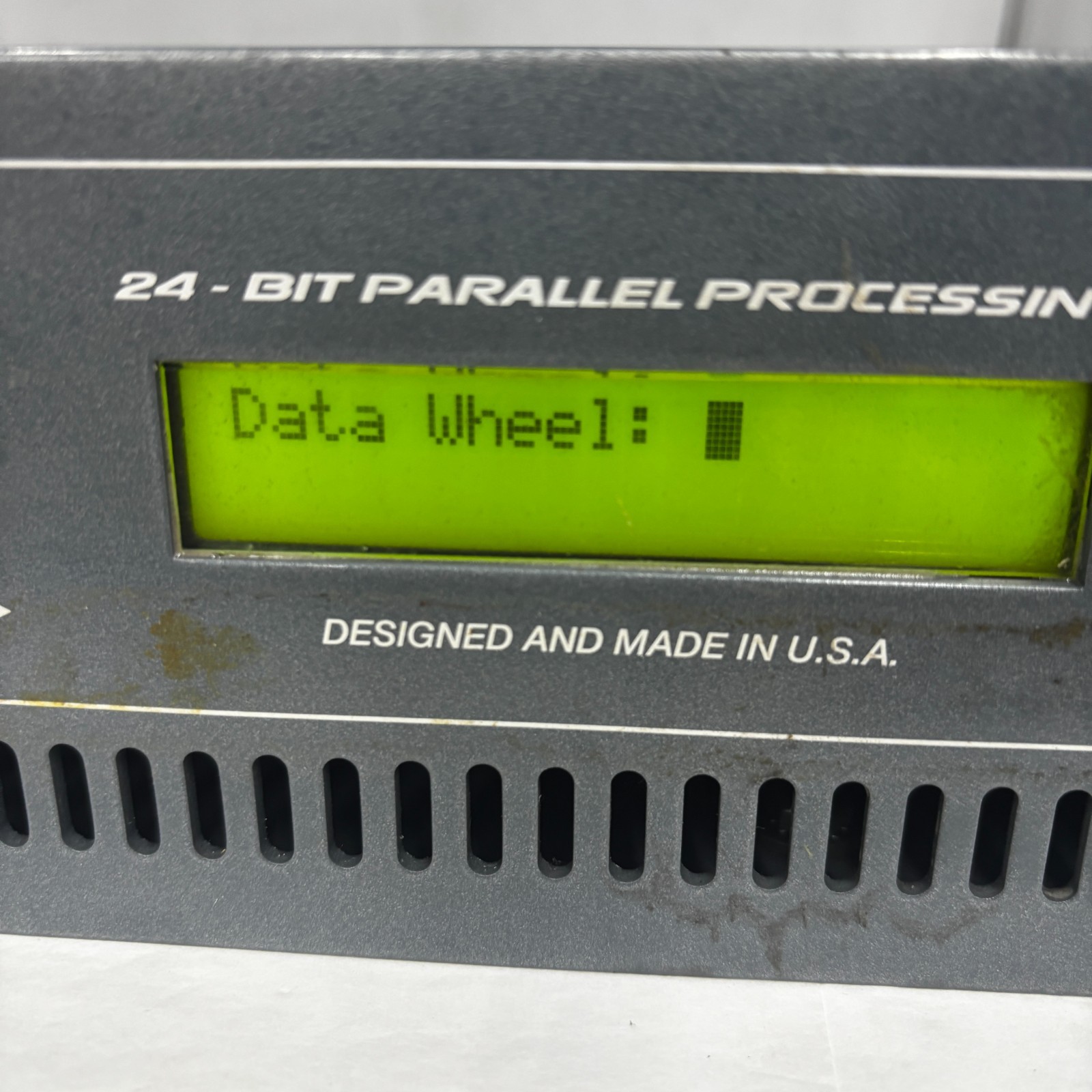 Peavey Media Matrix 24-Bit Parallel Processing, X-Frame Digital System Processor