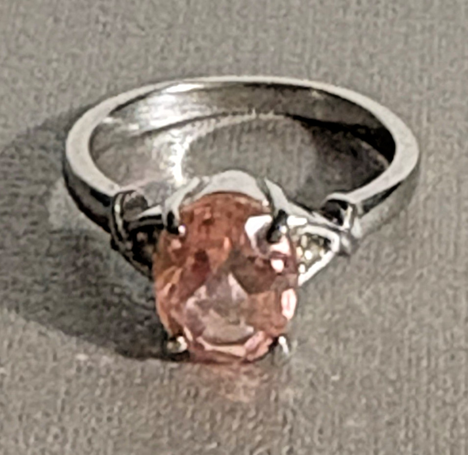 MORGANIGUE QUARTZ-& SImulated  CHAMPAGNE DIamond ring- stainless steel- size 8