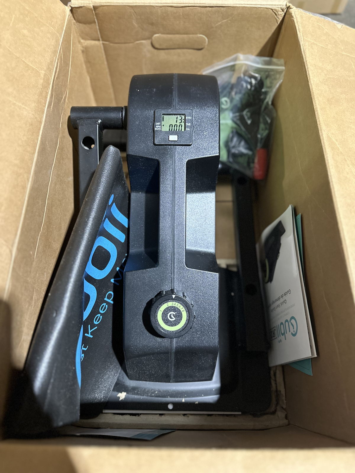 Cubii JR2 Compact Seated | Under Desk Elliptical | Green