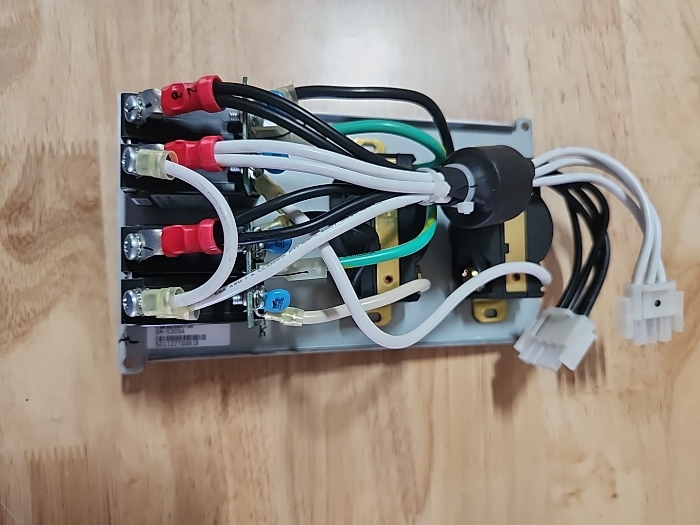 APC AP-885-2294 Back Panel Breaker Output Module