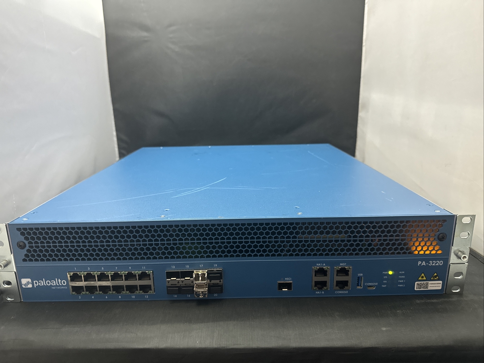 PA-3220 PALO ALTO PA3220 Enterprise Firewall Device with No Hard Drive and No OS