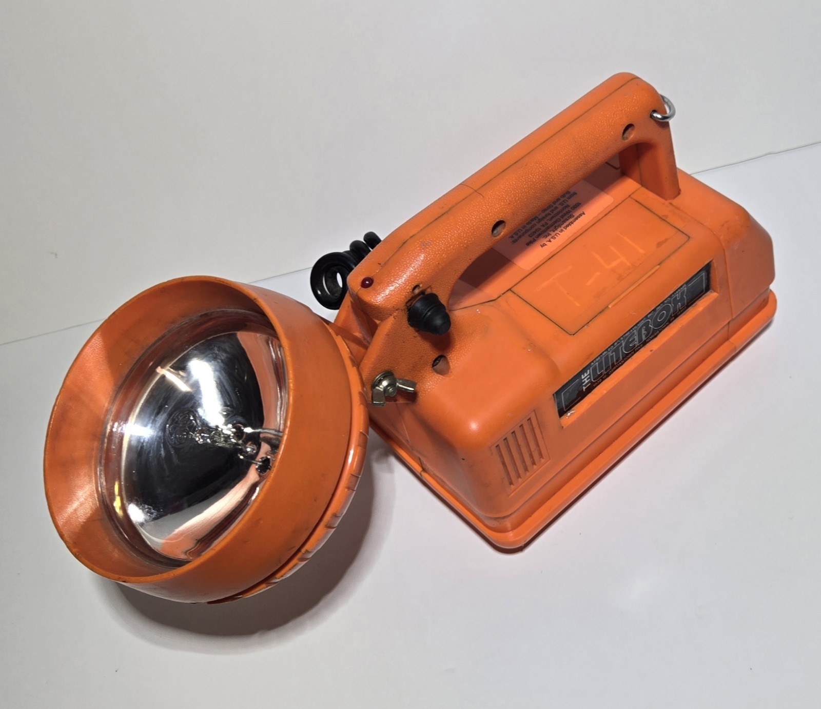 Streamlight LiteBox Rechargeable Spotlight Halogen 12V (used/surplus)