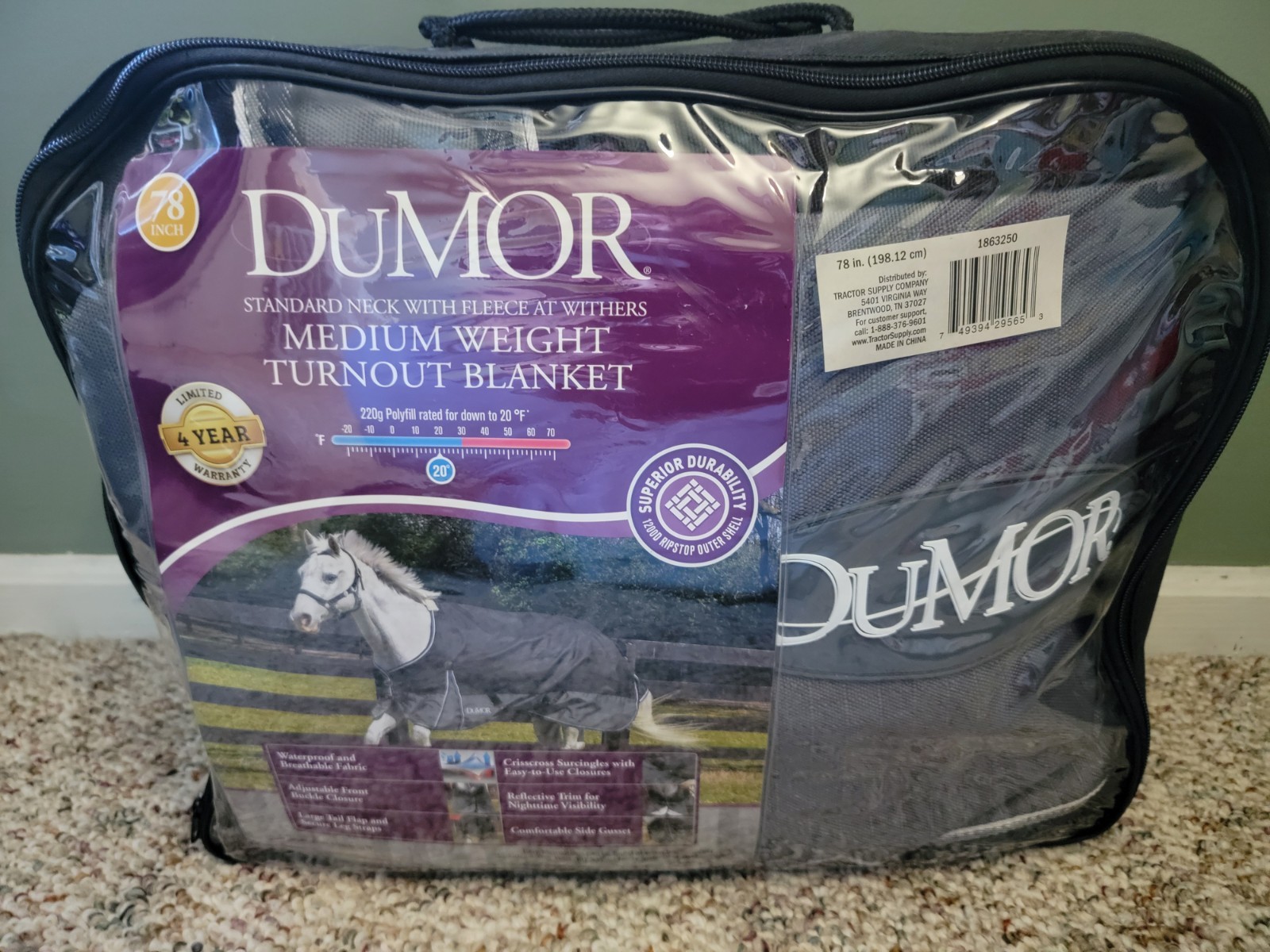 Dumor Medium Weight Turnout Blanket 78 Inch
