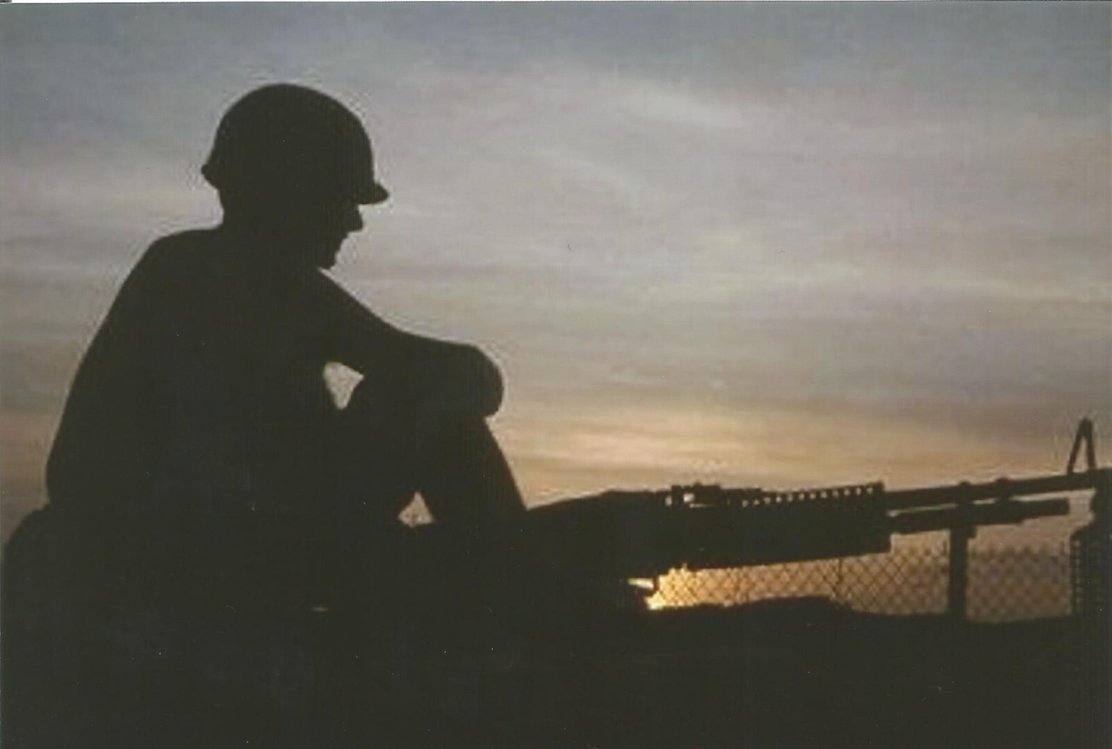 Vietnam  War  Photos --  US Soldier + Machine Gun
