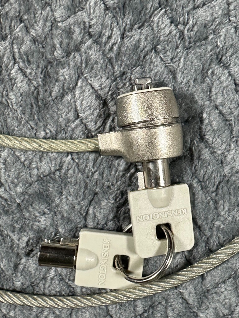 Kensington Laptop Computer Security Cable Lock with Keys