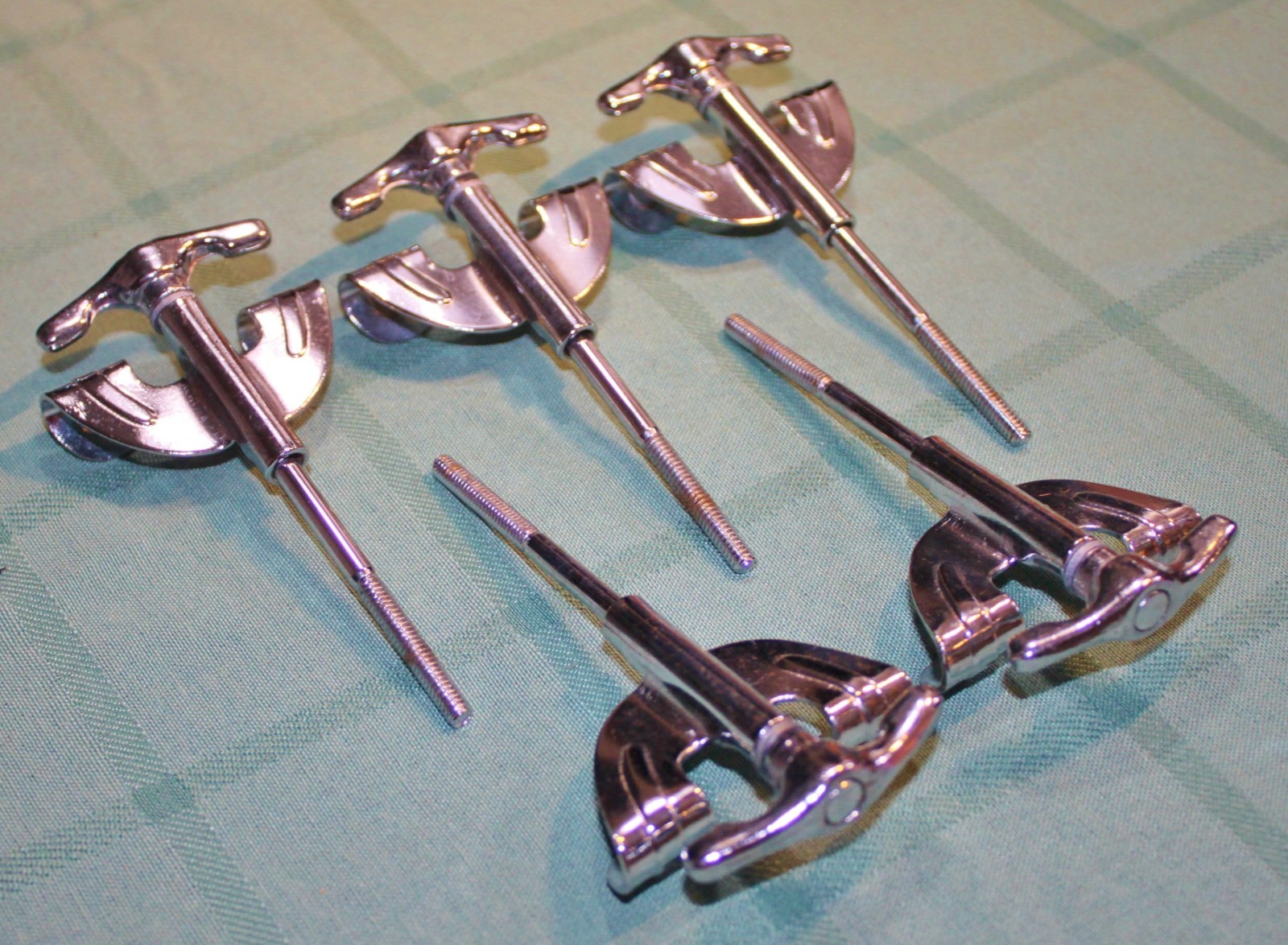 LUDWIG USA ROCKER BASS DRUM TENSION RODS &  CLAWS SET OF 5