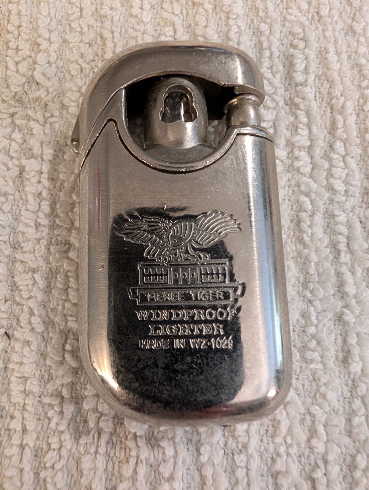 FIEREE TIGER windshield gas Lighter [WZ-1029]