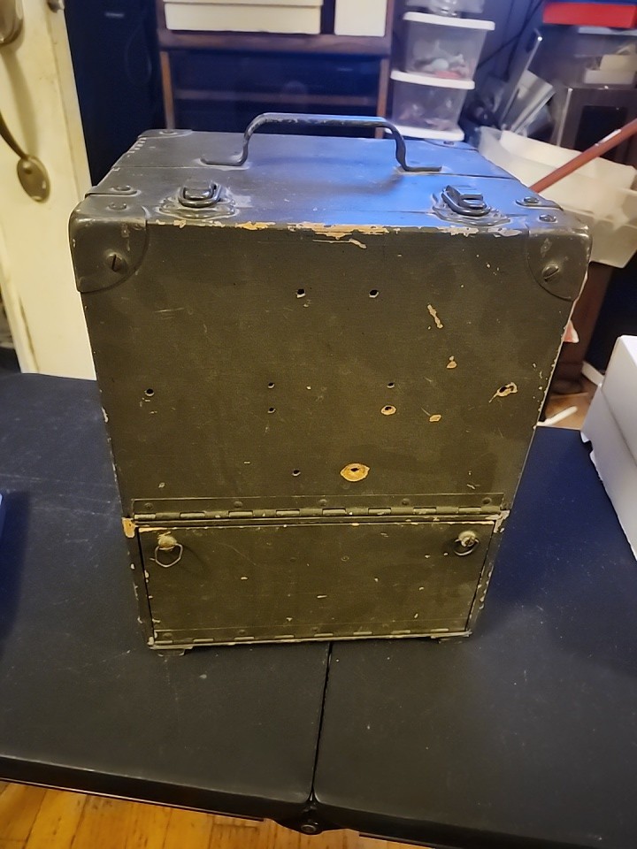 WW2 Case U.S. Army Signal Corps Frequency Meter BC221 ?? Wood BOX ONLY