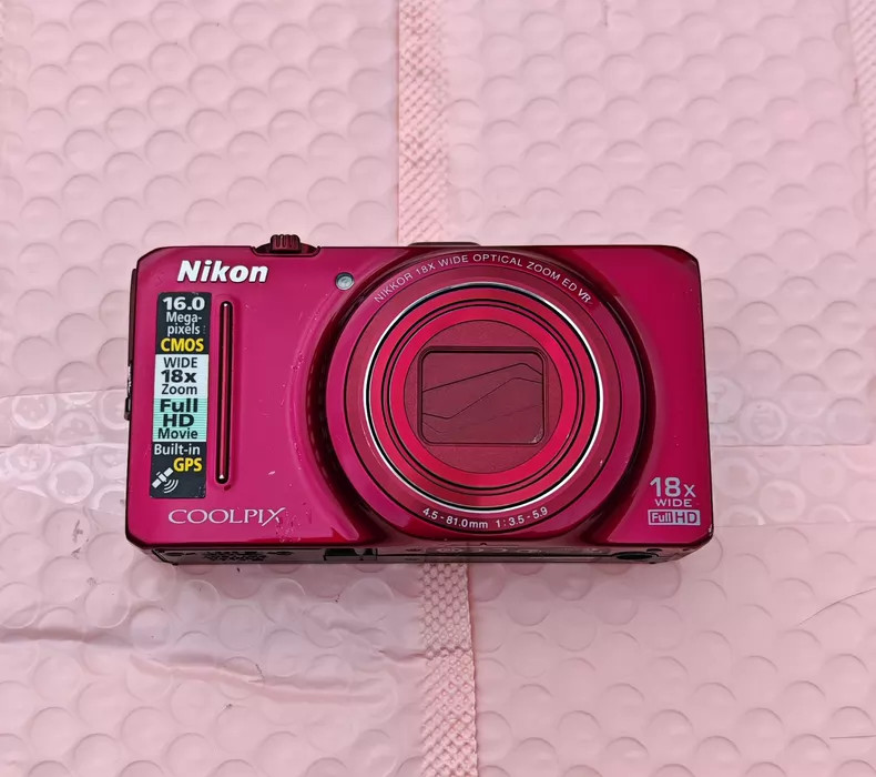 Nikon COOLPIX S9300 16.0MP 18x Optical Zoom RED Digital Camera GPS English