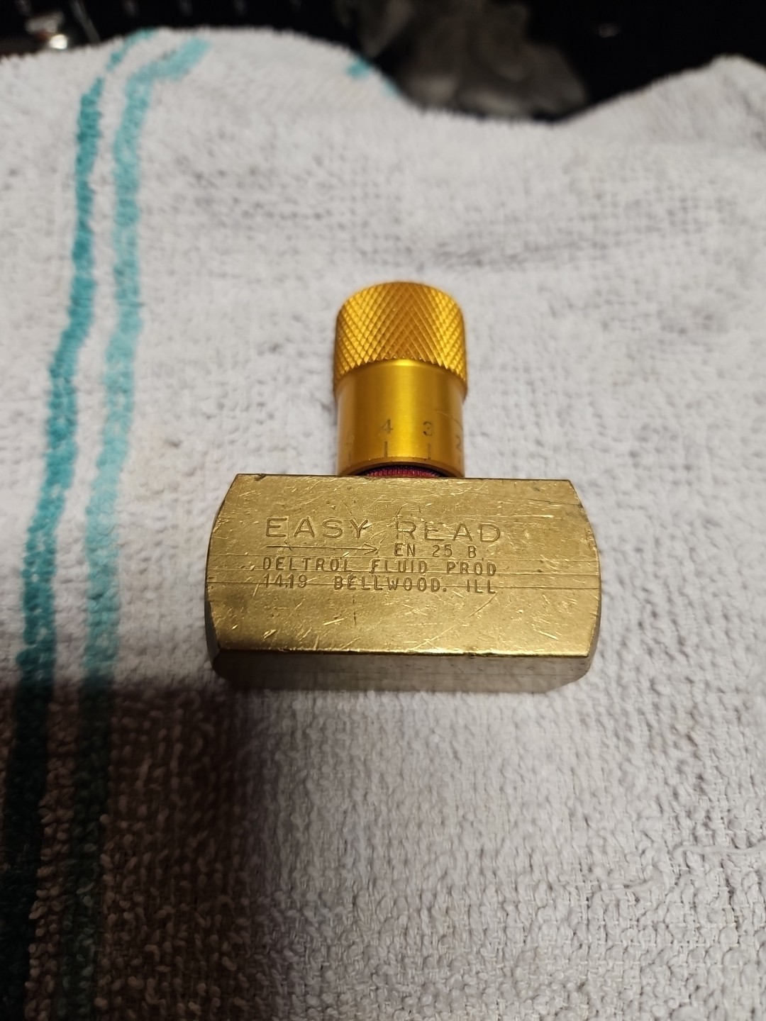 Deltrol Fluid Products Easy‑Read 10120-65 EN25B Needle Valve Brass Body 2000 PSI
