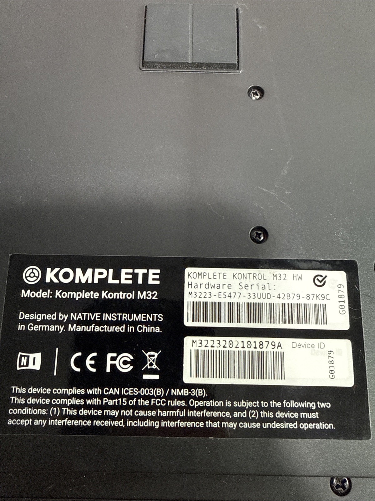 Native Instruments M32 Komplete Kontrol Keyboard Controller