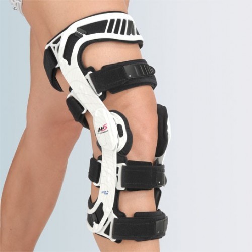 FGP M.4 S COMFORT FUNCTIONAL 4-POINT KNEE PADS FOR ACL PCL WITH PHYSIOGLIDE JOIN
