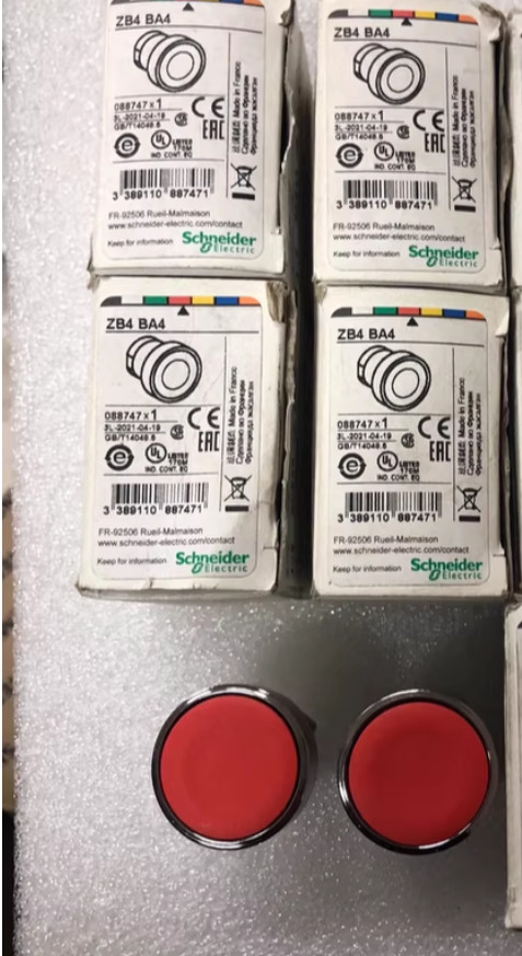 1PC NEW Schneider Red flat-head button head ZB4BA4 ZB4-BA4 #YY