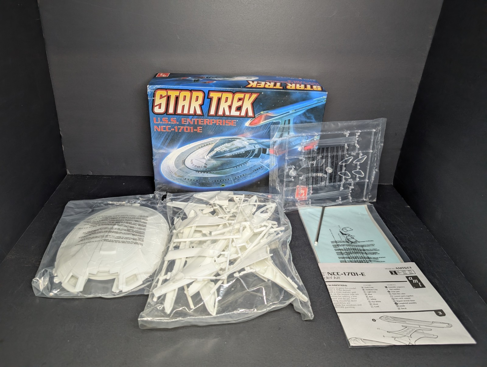 AMT Star Trek USS Enterprise NCC-1701-E 1/1400 Scale Model Kit 613 NOB