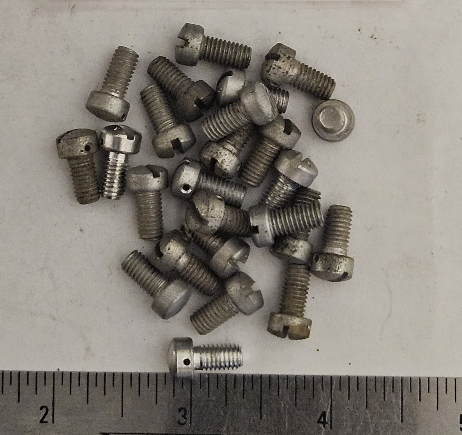 AN502-10-6 Drilled Fillister Head Screw 10-32 x 3/8" Bag of 26 Ea.