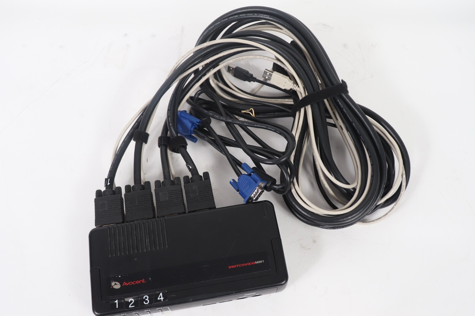 Used Avocent 4SVPUA10 SwitchView 4-Port KVM Switch w/ Cables No Power Adapter