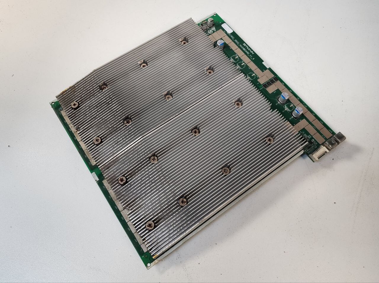 Bitmain Antminer S19 / T19 / S19 Pro / S19+ hashboards repair US based service
