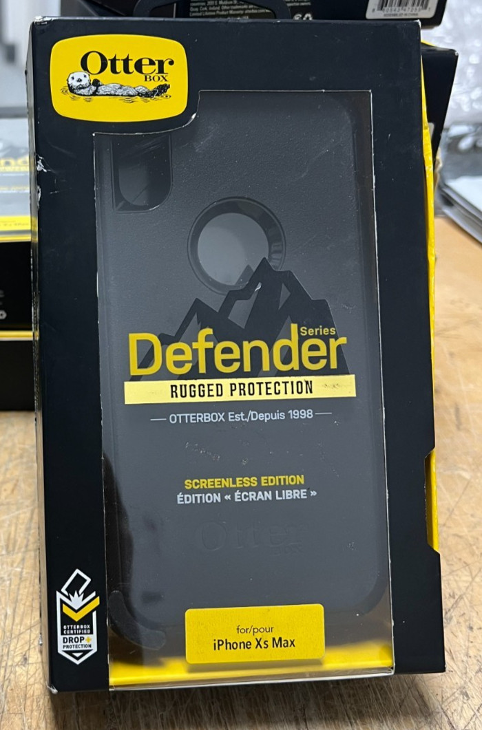 OtterBox Defender Series iPhone Xs Max Case - Black
