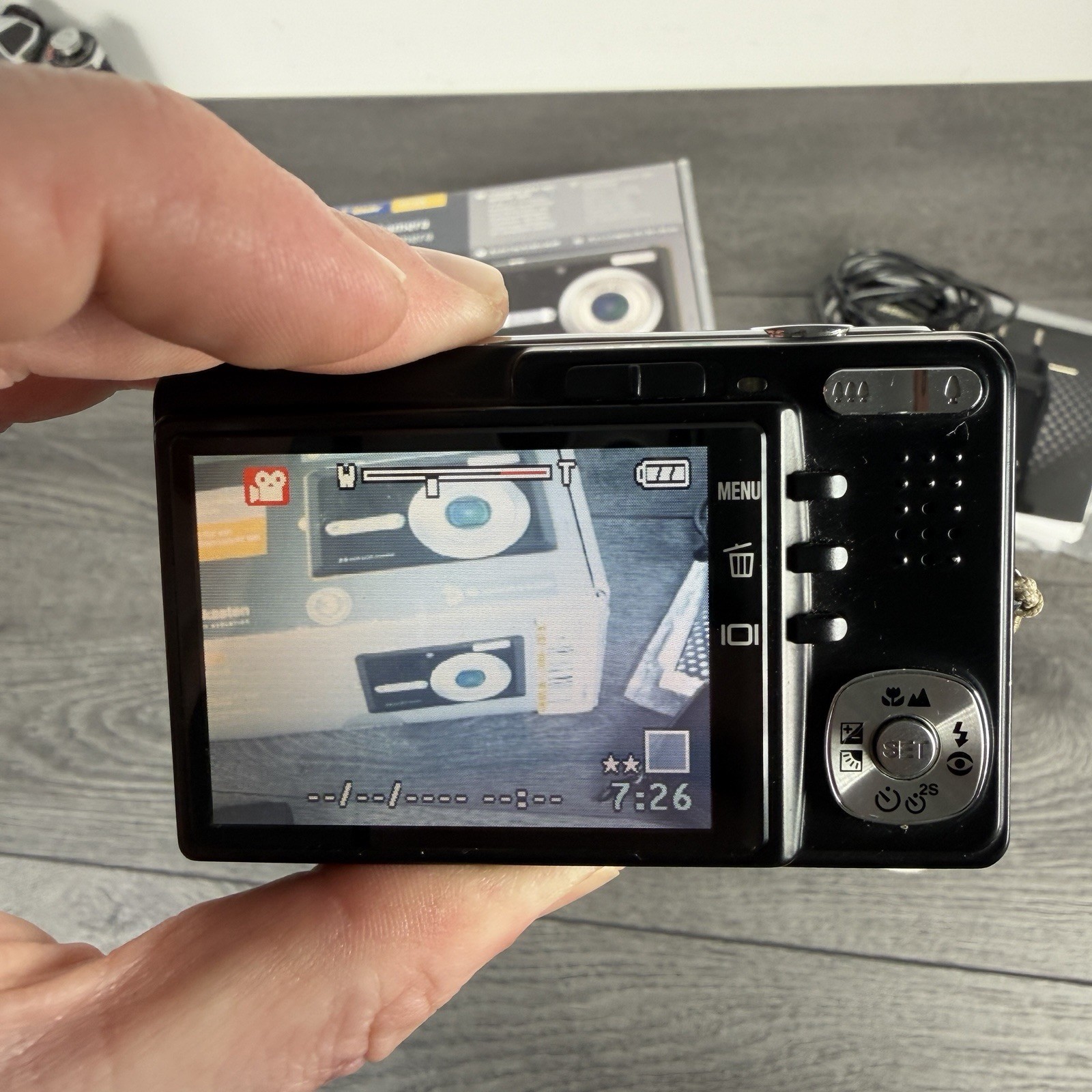 Tchibo Digitalkamera TCM 237525 Digital Still Camera 6MP Black Tested Working