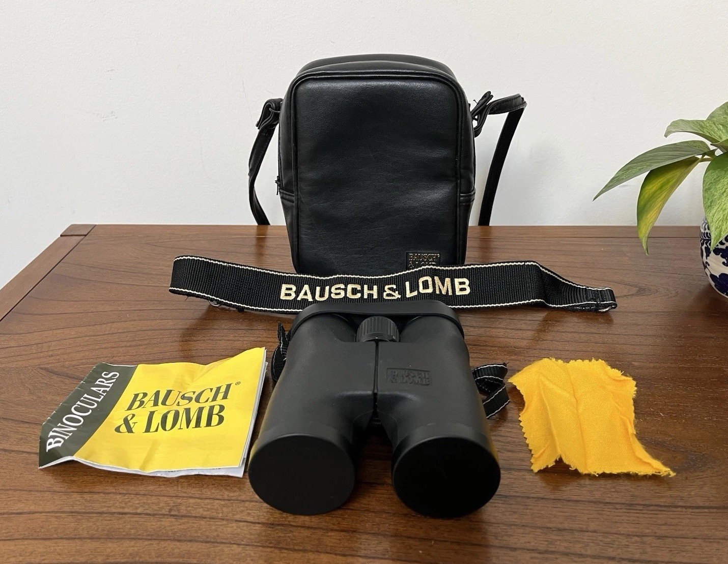 BAUSCH & LOMB DISCOVERER 7 X 42 Roof Prism BINOCULARS w/STRAP Case & Caps RARE