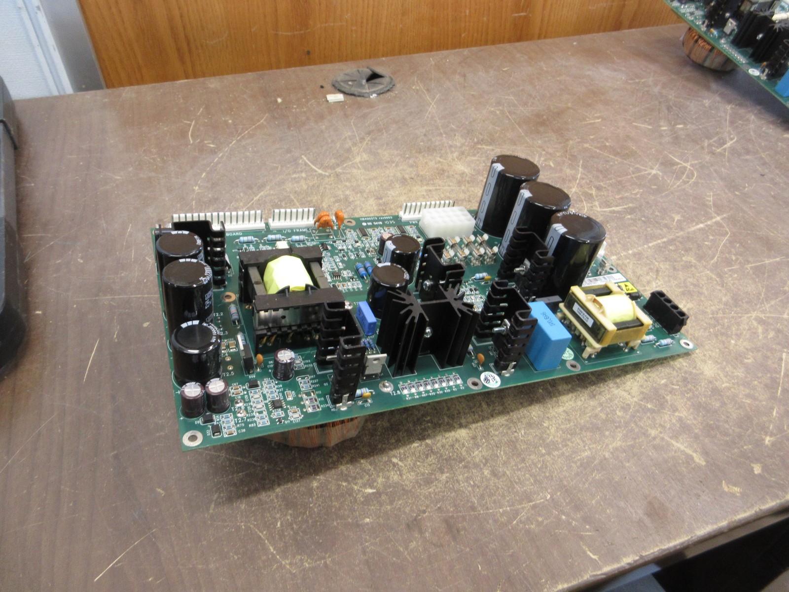 Eaton Control Board 101073831001 *Chipped Plug* Used