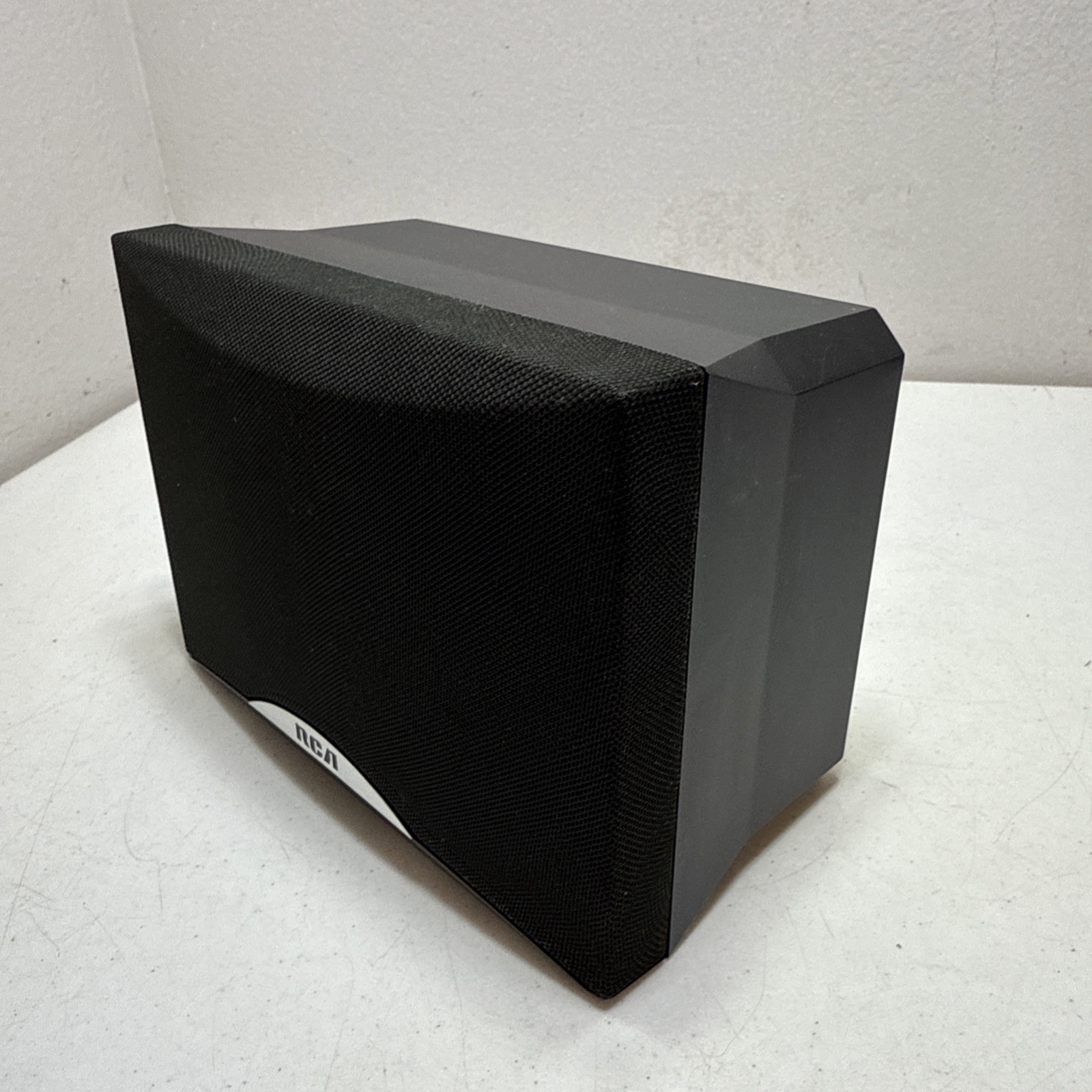 RCA SP9968 Center Speaker
