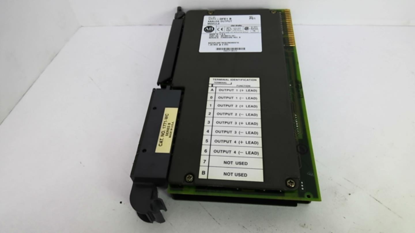 Allen Bradley 1771-OFE1 Analog Output Module