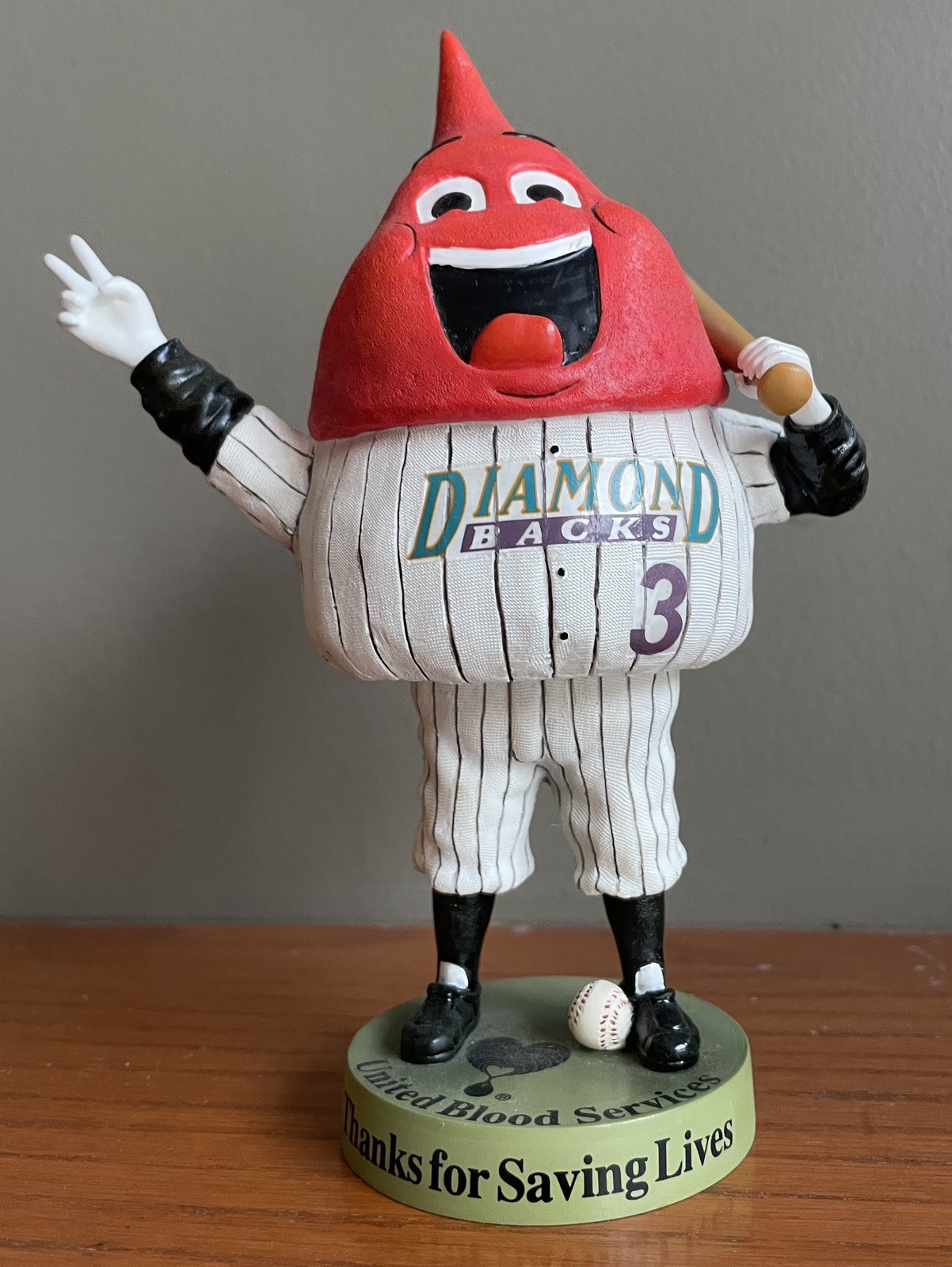 Arizona Diamondbacks Ubie United Blood Service Bobblehead - Version with Bat