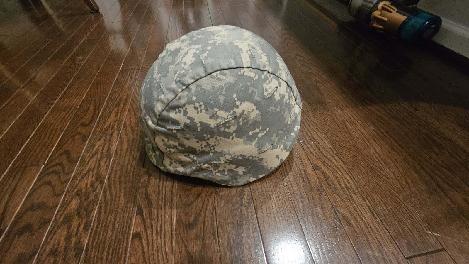 U.S. Army Kevlar Helmet With Multicam Cover, Size Medium.  Made With Kevlar