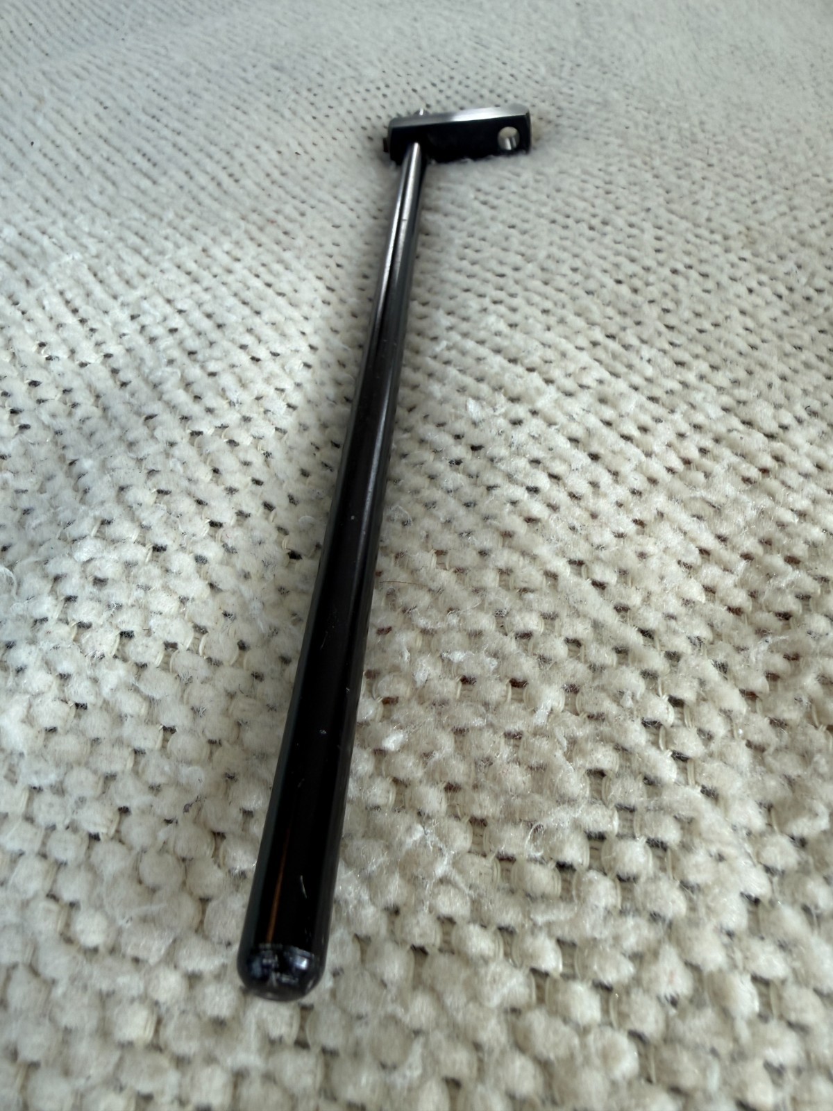 Offset Straight Compound Bow Cable Guard
