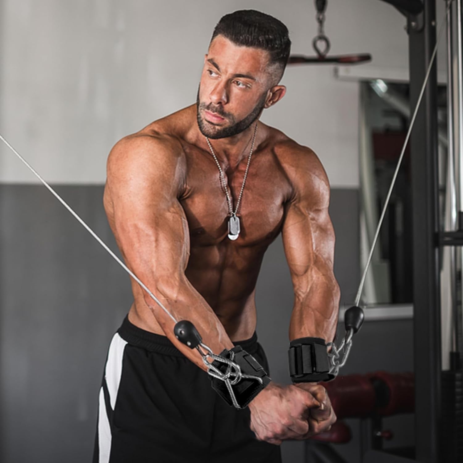 Adjustable Wrist Cuffs with Welded Triangle Ring – Perfect for Shoulder Workouts