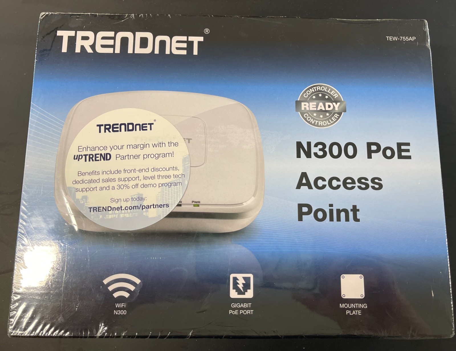 NIB TRENDnet N300 PoE Access Point Wireless Repeater Distribution Sys, TEW-755AP