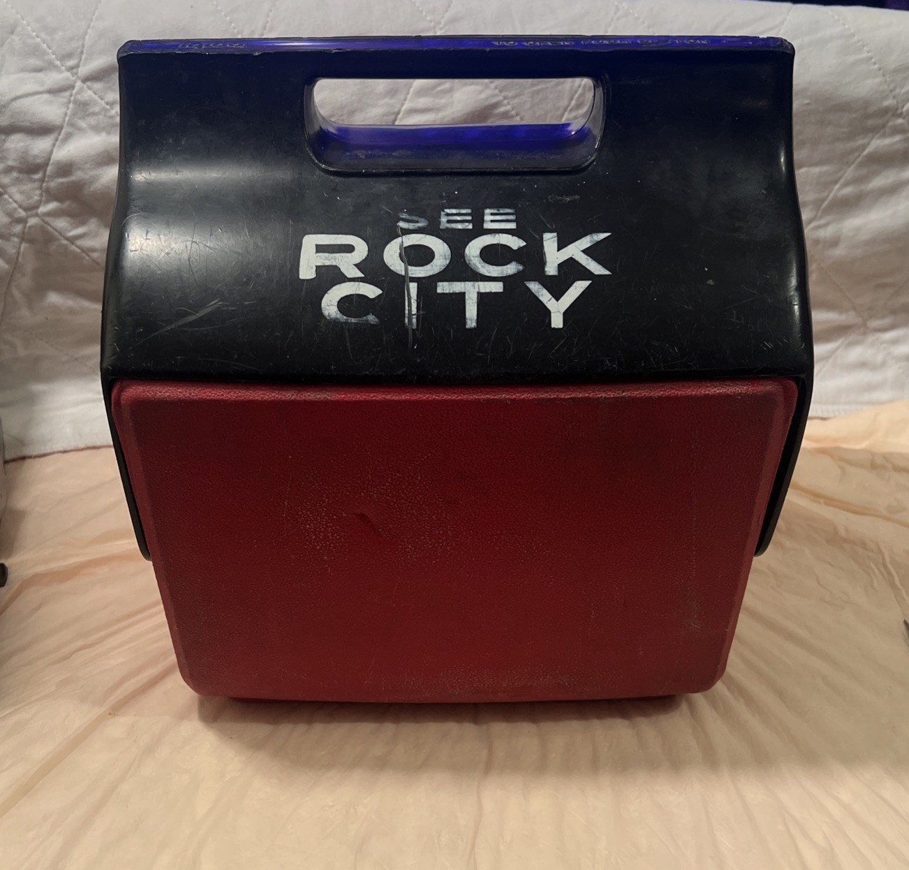 Vtg 80's - Distressed SEE ROCK CITY Chattanooga Igloo Cooler Lunchmate Playmate