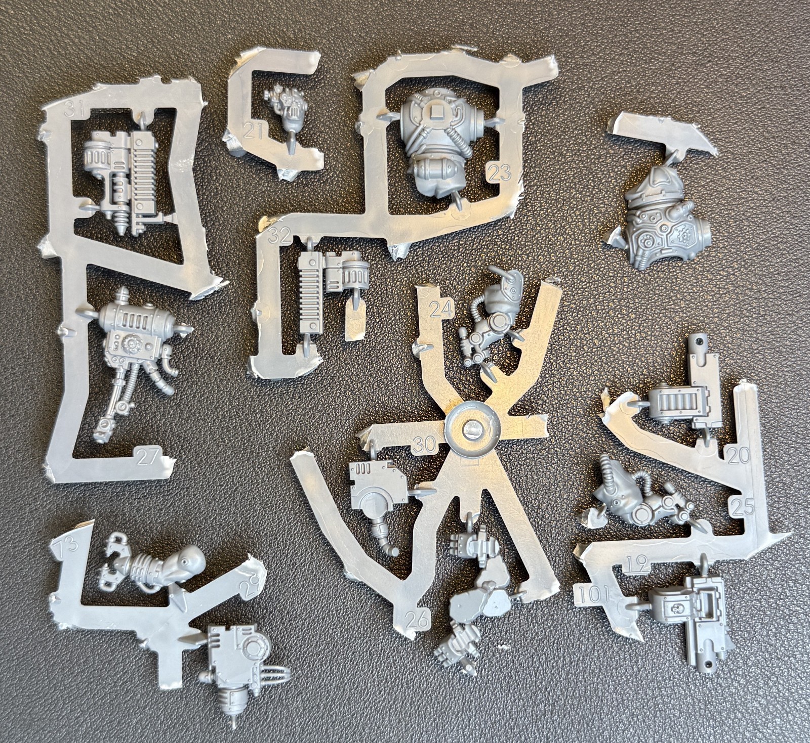 Gun Servitor B Heavy Arc Rifle Kill Team Battleclade Warhammer 40k - NoS (x1)