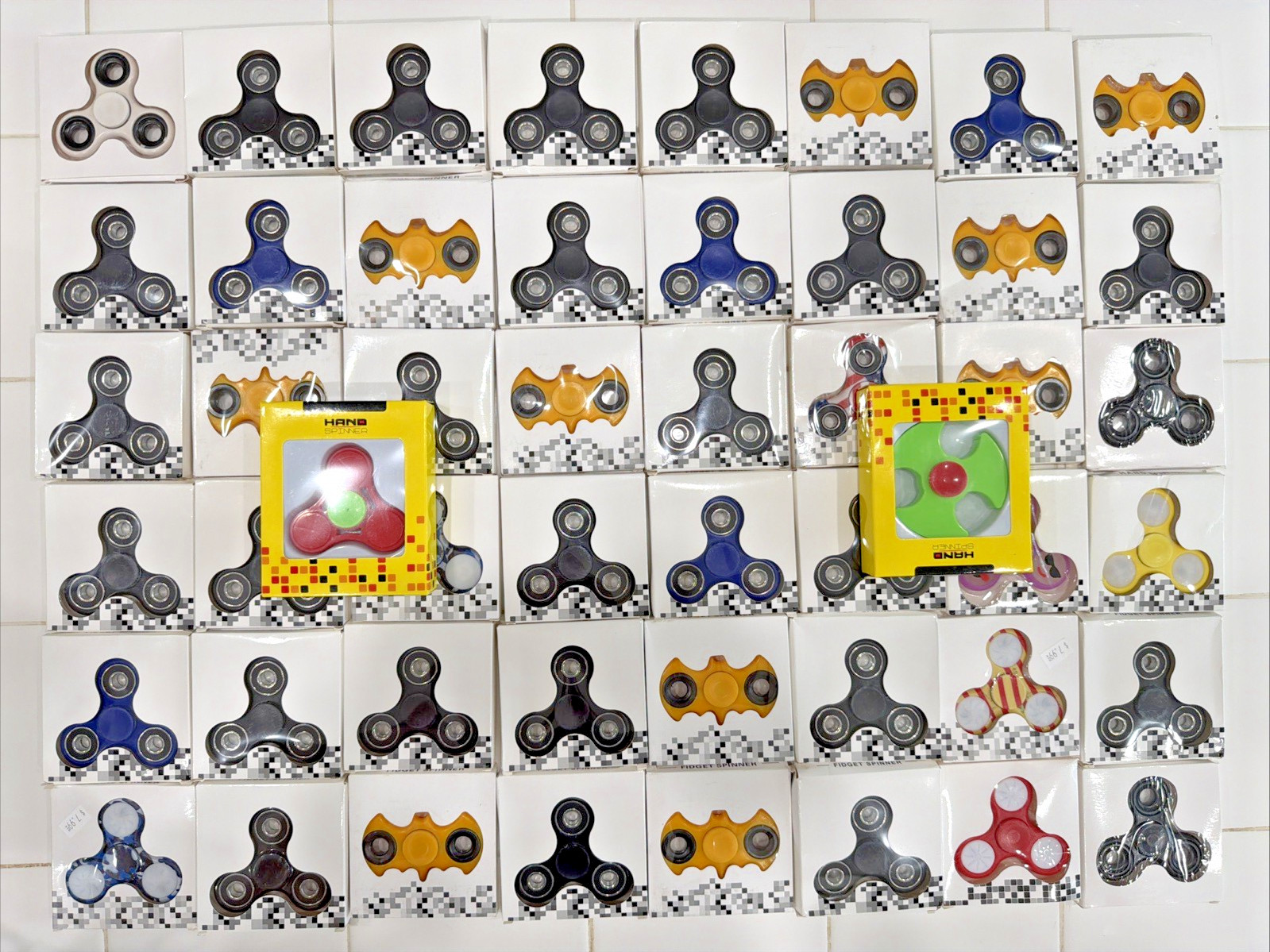 NEW! * Fidget Spinner Lot of 50 Hand Spinner Fidget Stress Relief Desk Toy