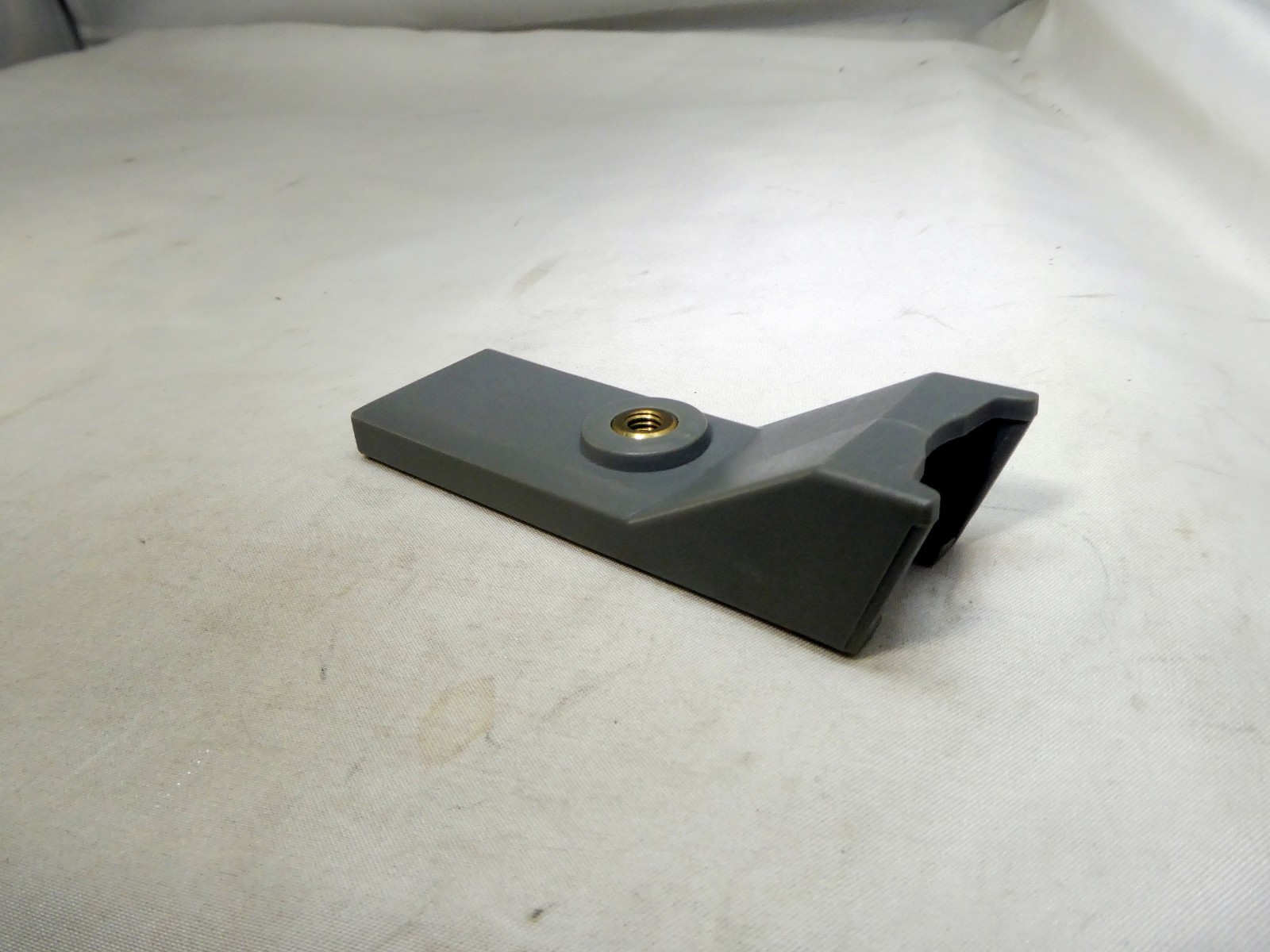 Flash adapter for bracket 2715 made in Japan