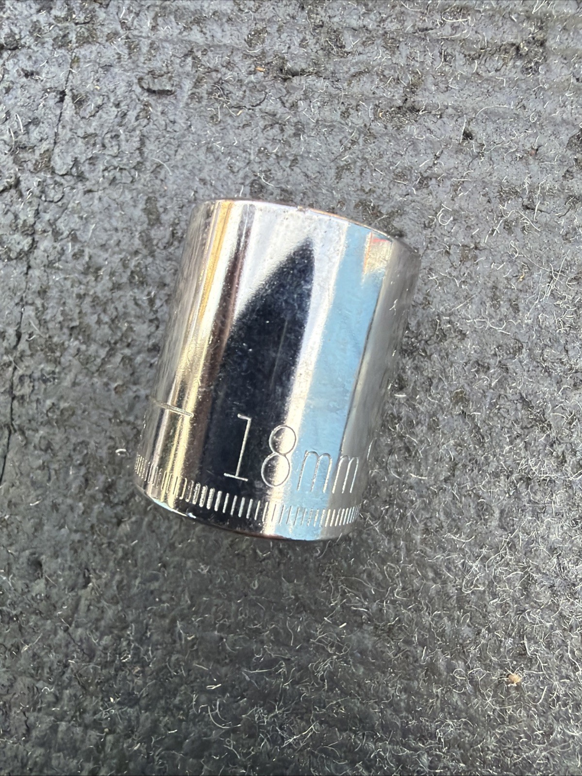 Craftsman Size 18mm x 3/8" Drive 12 Point Socket 44312 Inverted G2