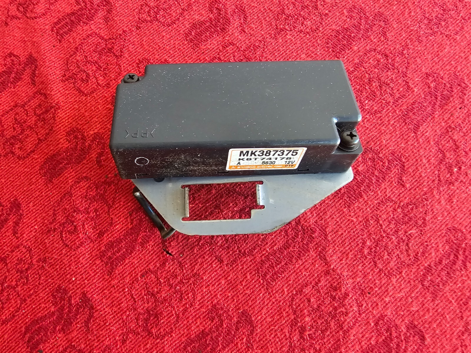Mitsubishi Fuso Canter 3.5T 3C13 3.0TD Central Body Control Module MK387375