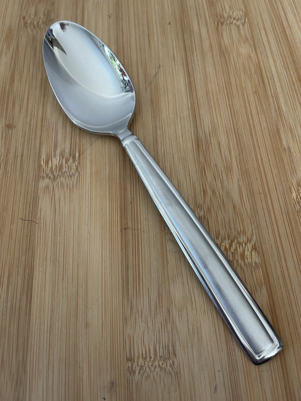 TOWLE Stainless MASON FROST Satin Center Glossy Outlined PLACE SOUP SPOON 7 5/8”