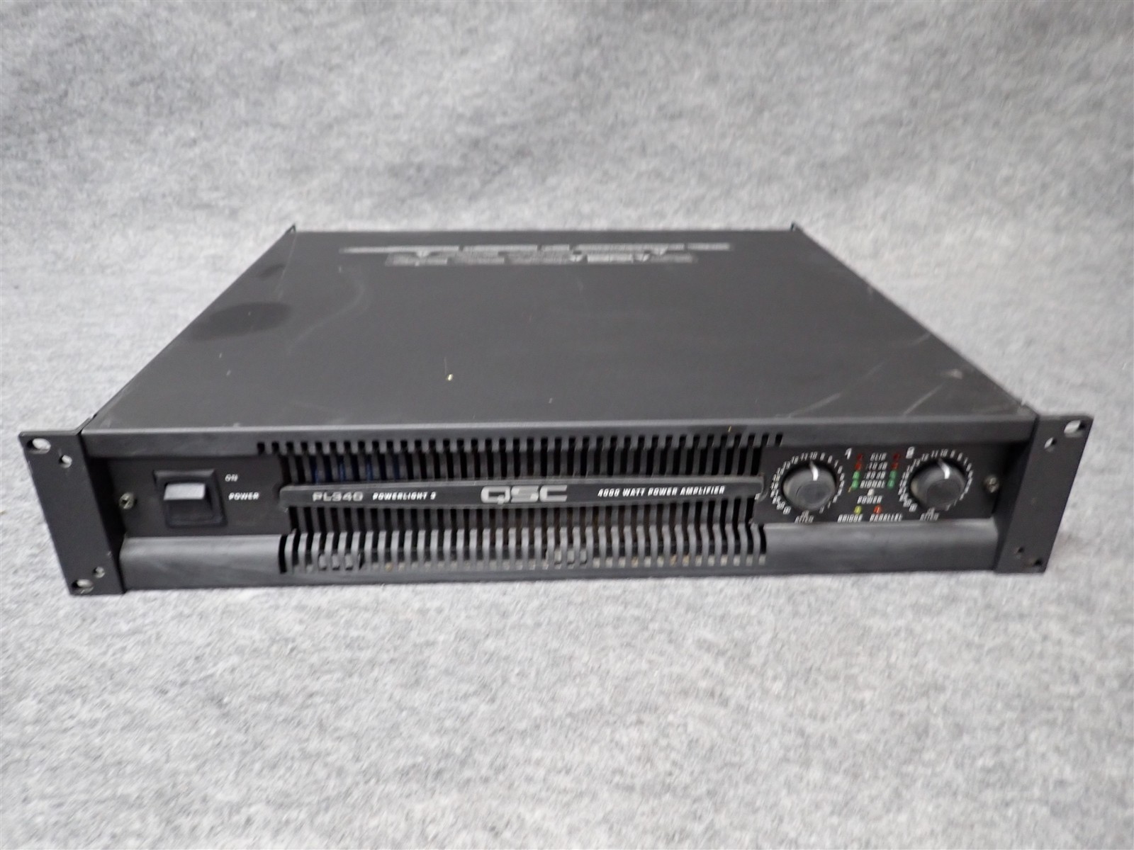QSC PowerLight PL340 2 Channel Professional Power Amplifier 1350WPC (#50) (II1)