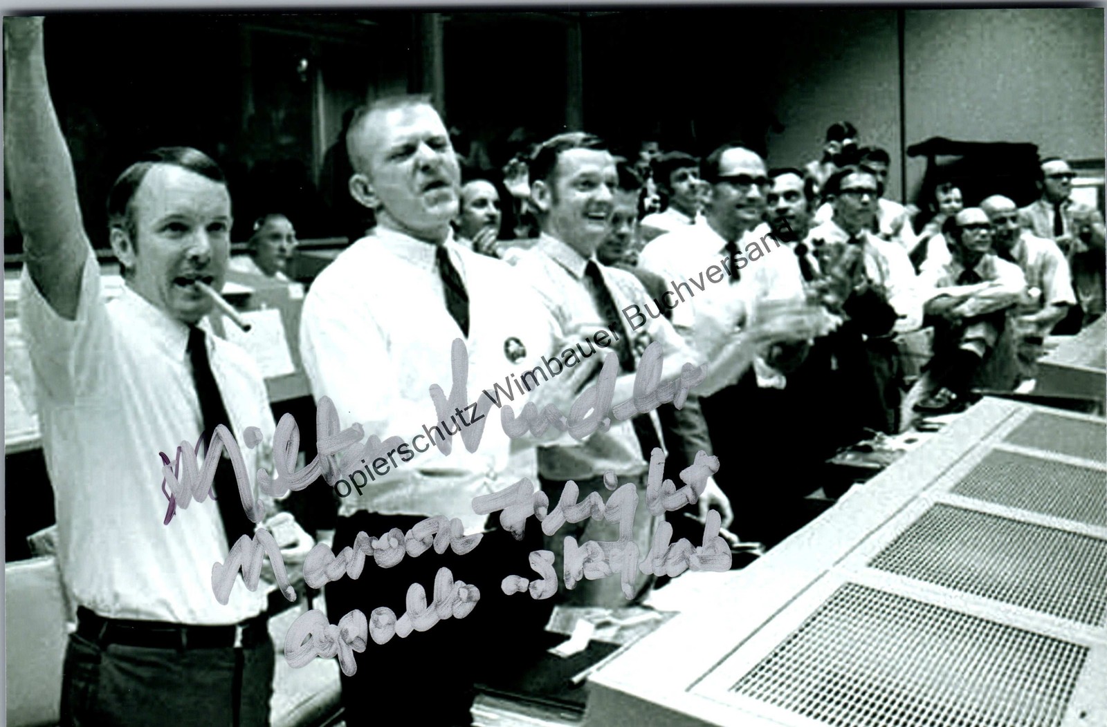 Original Autograph Milton Windler NASA Flight Director Apollo 13 /// Auto 313607