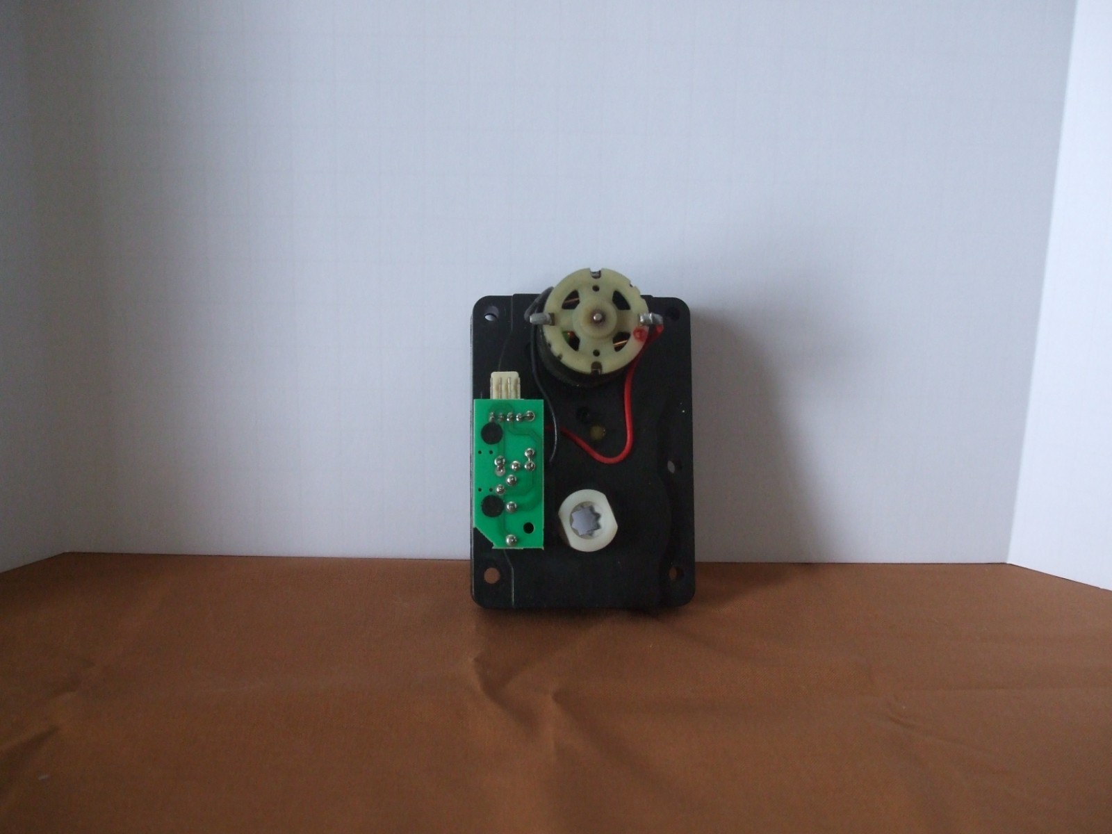 Bottle motor for Model VM401 combo vending machine