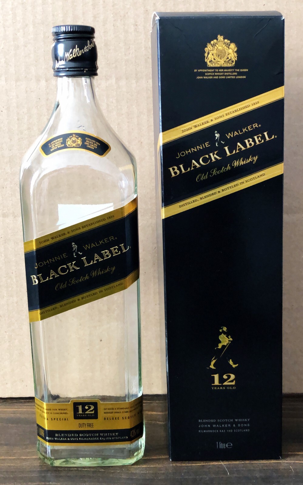 Johnnie Walker 12 Years Black Label Scotch Whisky empty Bottle And Box 750 ml