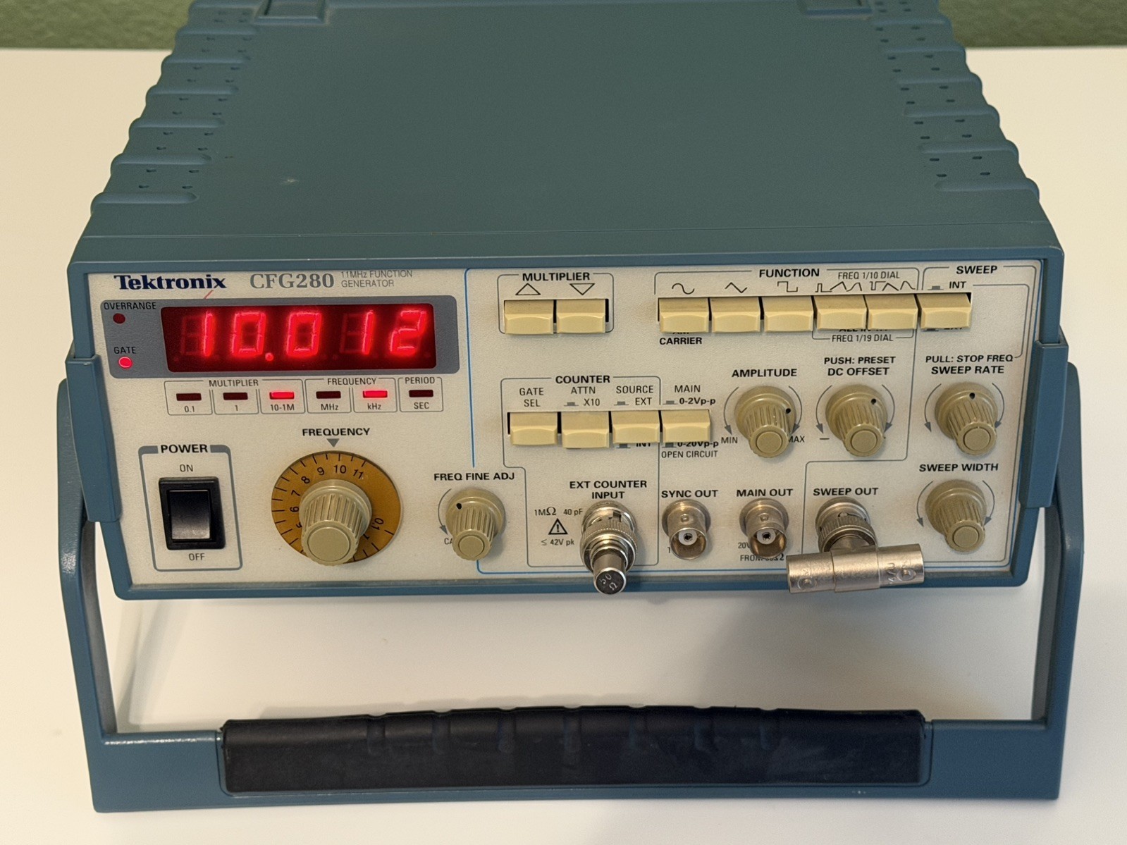 Tektronix CFG280 11MHz Function Generator