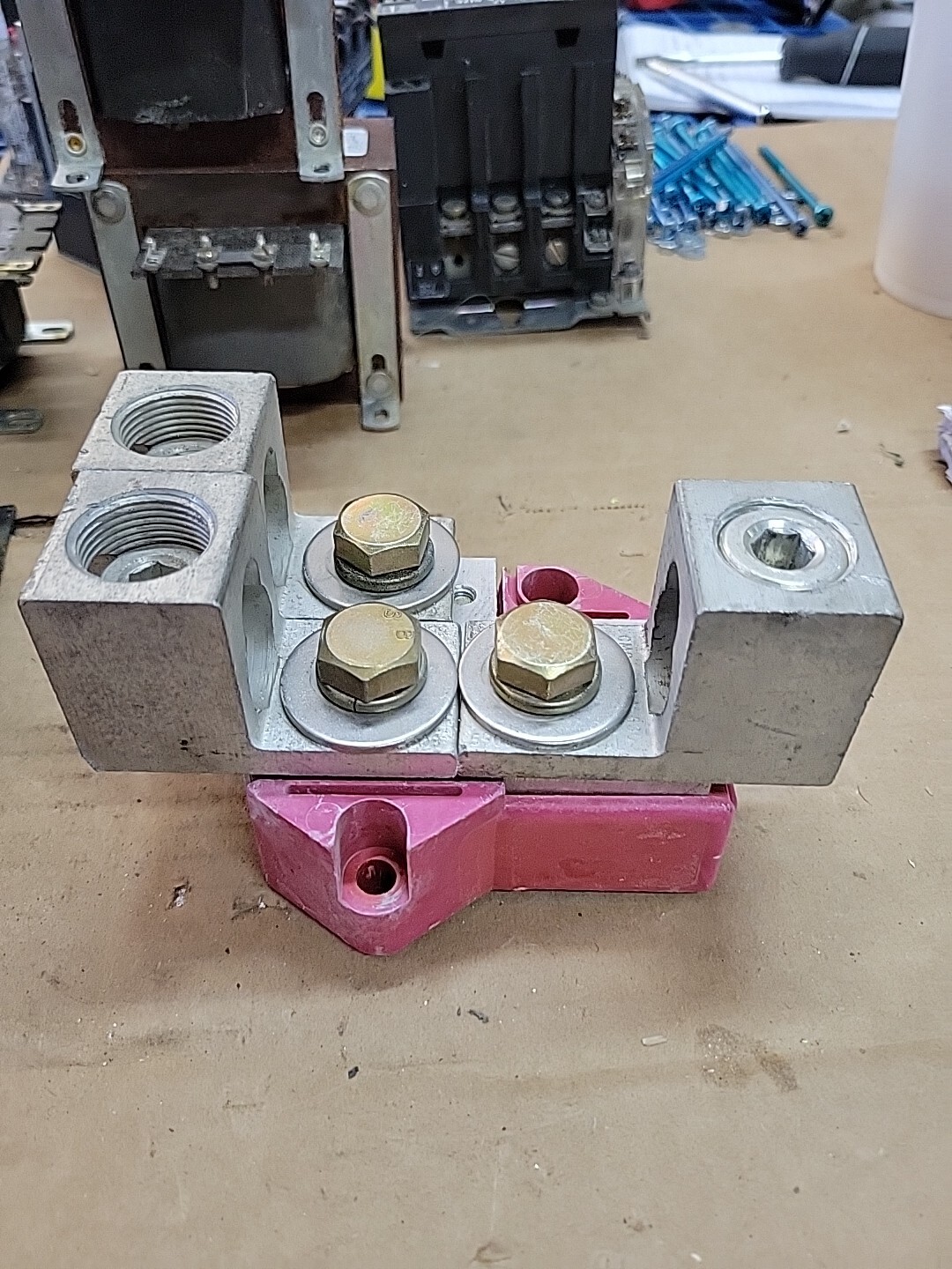 SQUARE D 9999SN2 NEUTRAL KIT