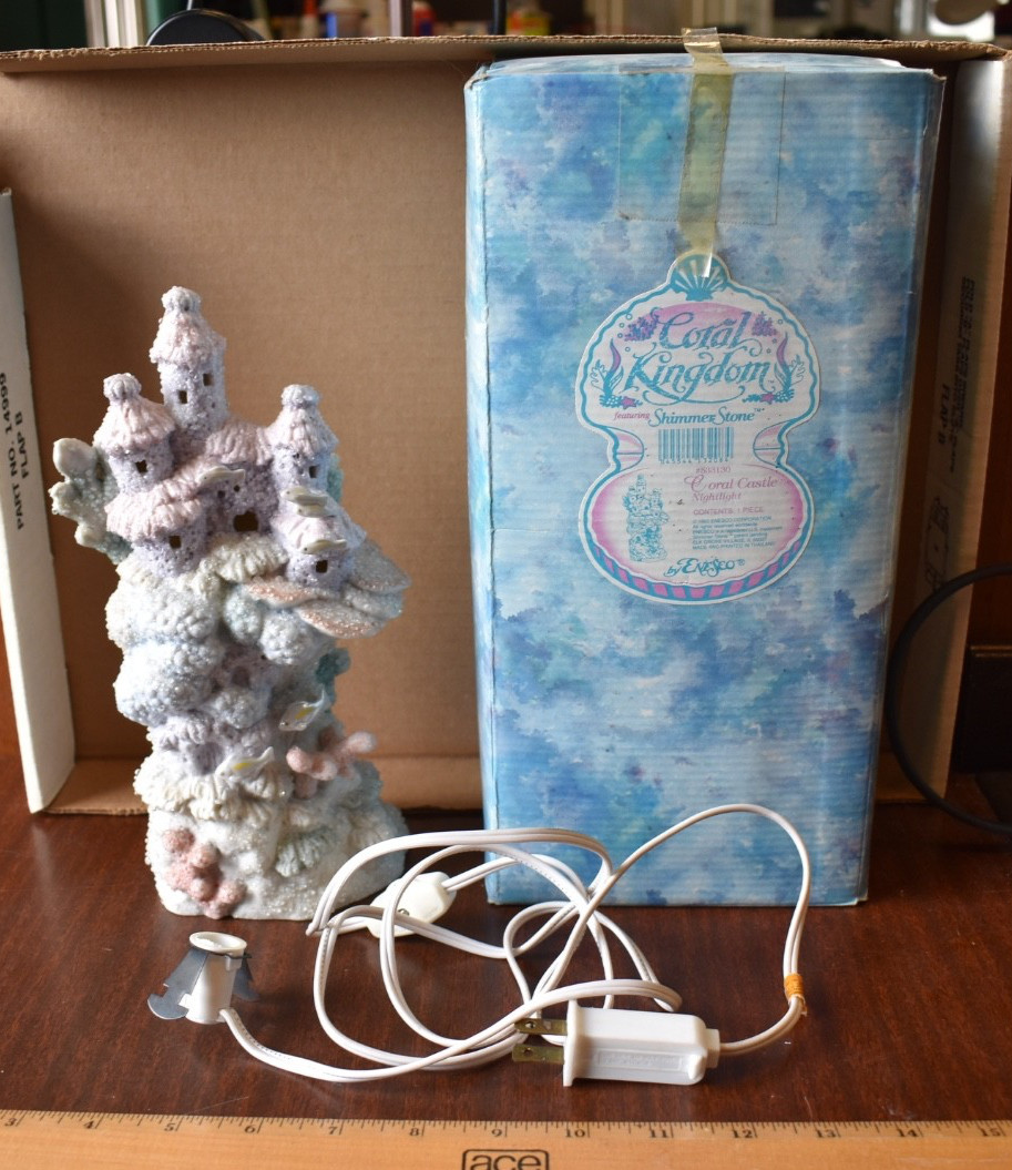 Vintage Enesco Coral Castle NightLight w/ Shimmer Stone New In Box