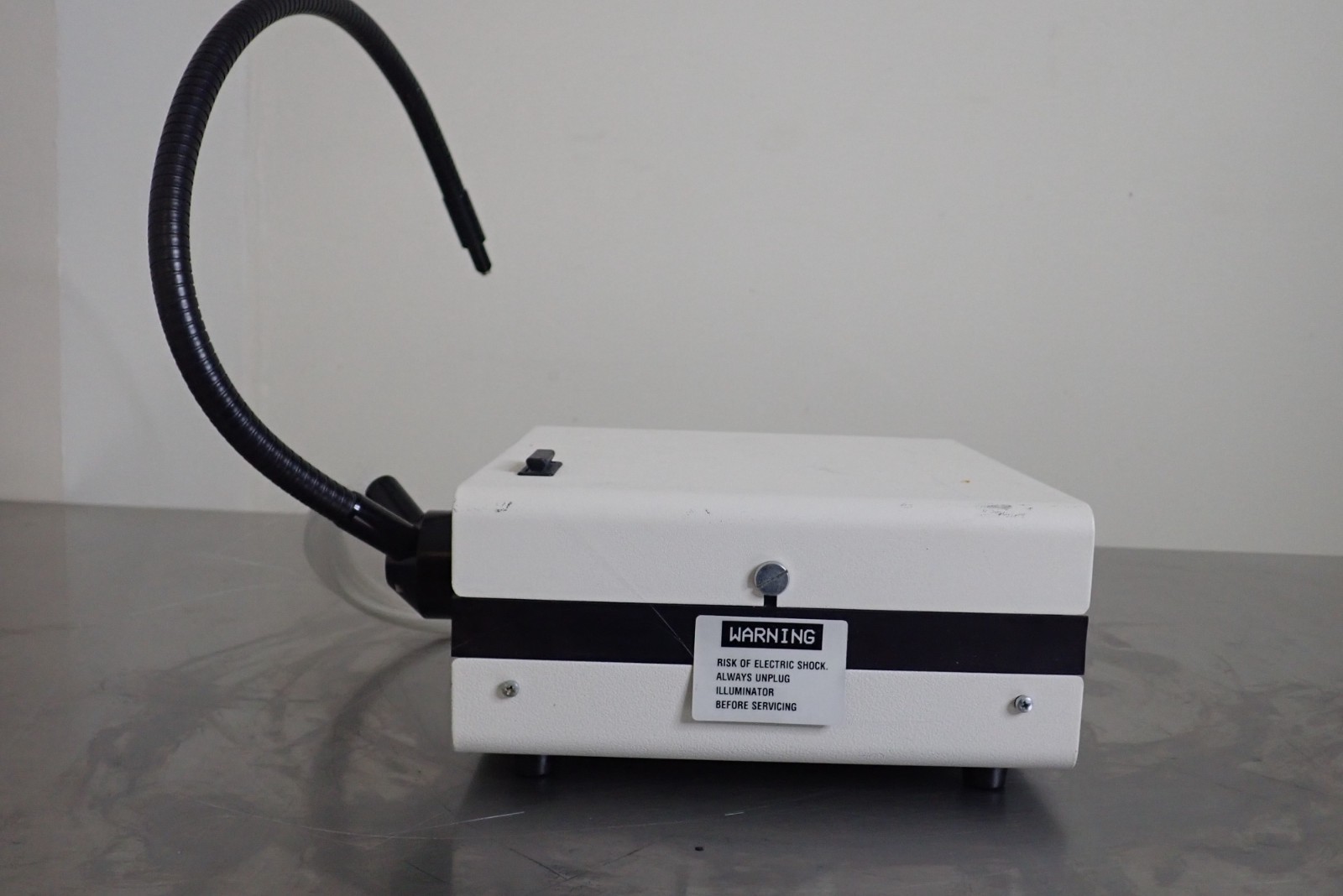 Volpi NCL 150 Fiber Optic Illuminator w/ Light Guide