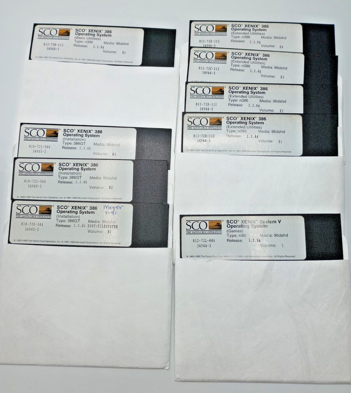 SCO XENIX 386 & System V Operating System Software Floppy Disks (Lot of 9)