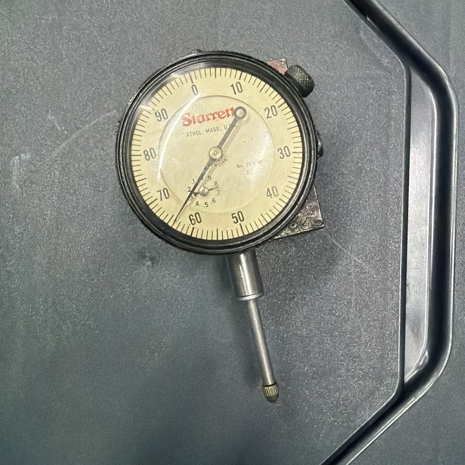 Starrett Dial Indicator No. 25-441 .001" Athol, Mass. U.S.A.